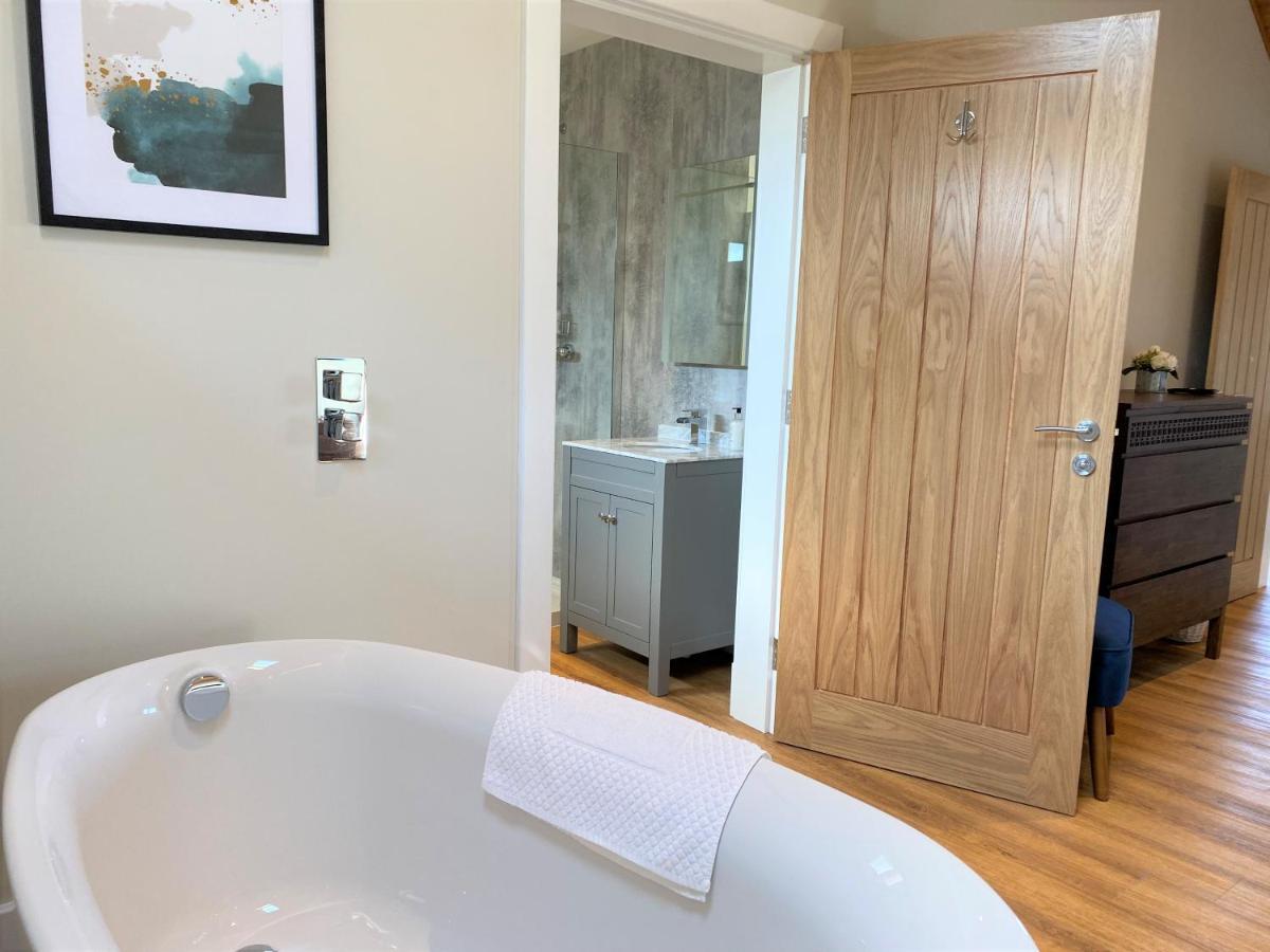 Pheasant Lodge With Hot Tub Forgandenny Dış mekan fotoğraf